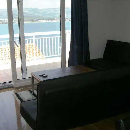 Im 2, Stock Mit Balkon Und Meerblick Apartment